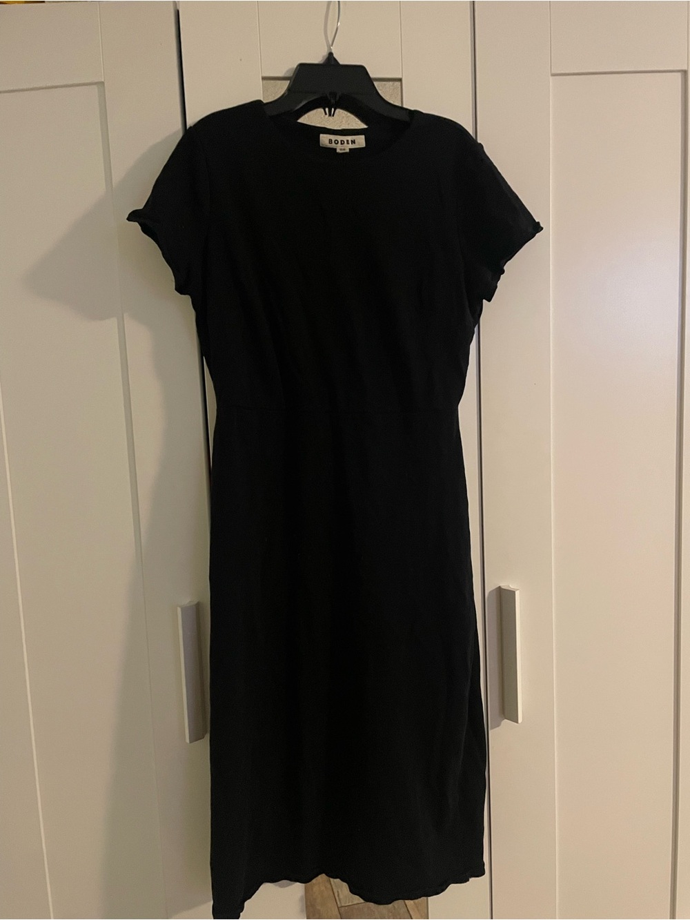 Boden Black Jersey Short-Sleeve Midi Dress Sz. 10